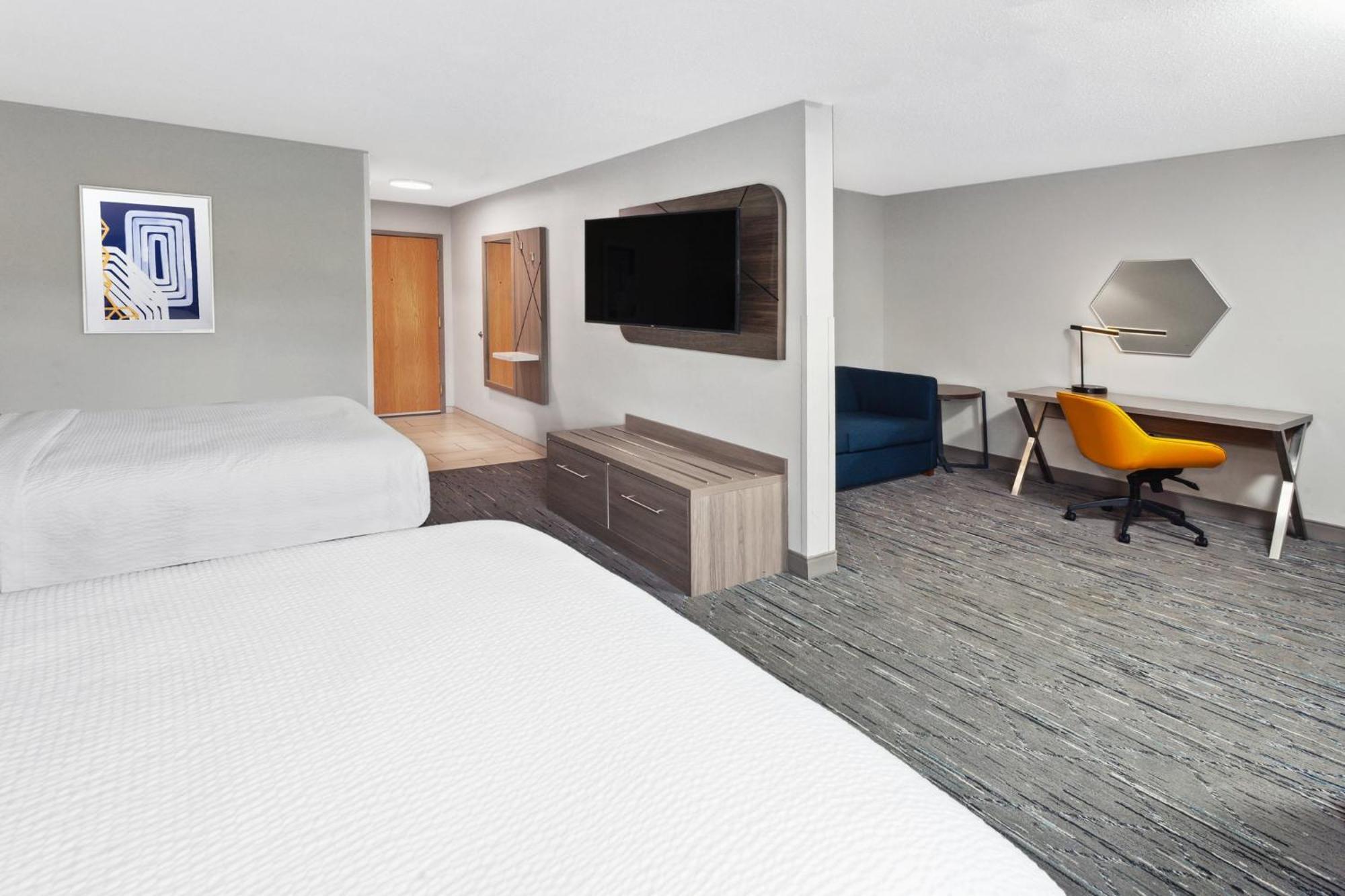Holiday Inn Express Fremont By Ihg エクステリア 写真