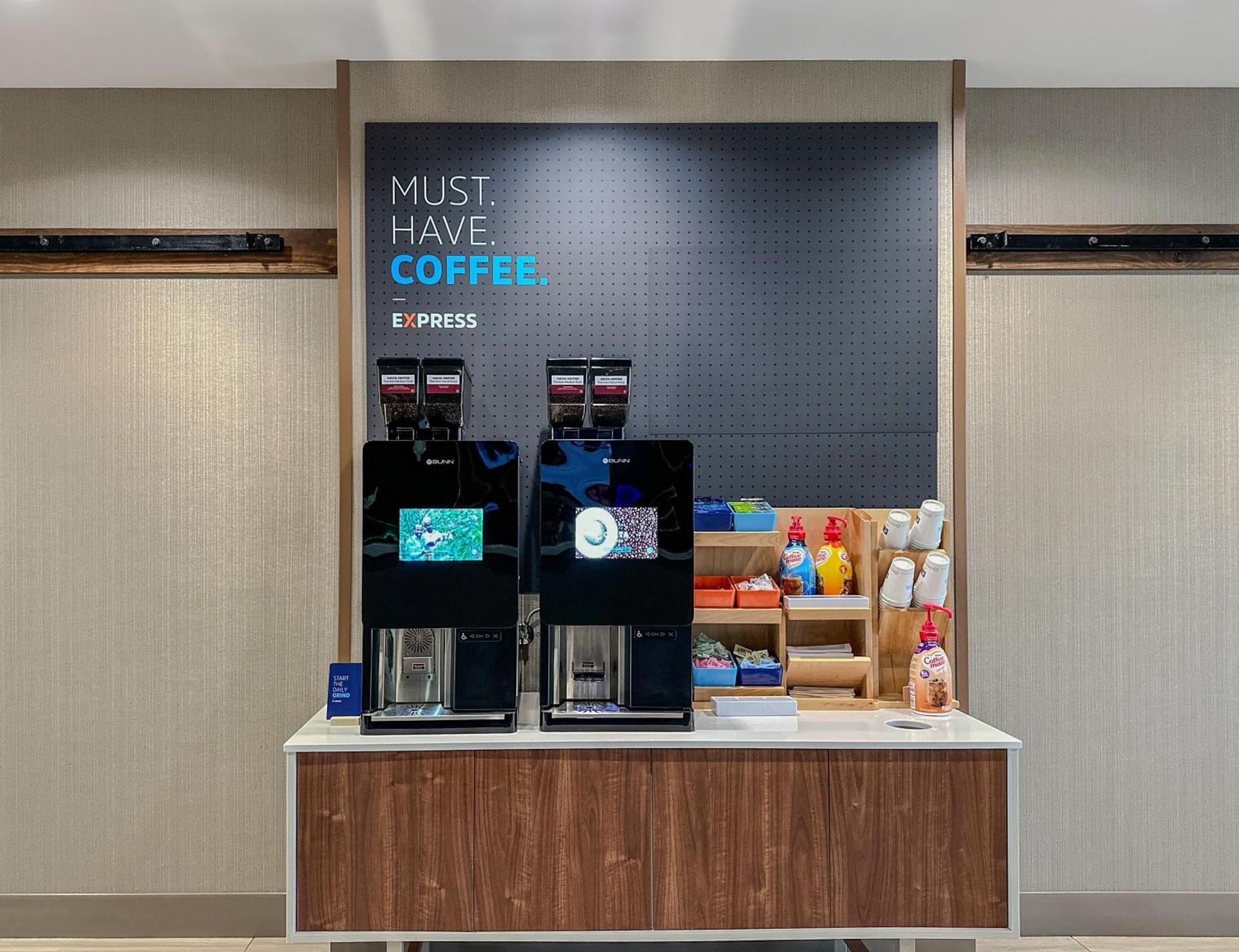 Holiday Inn Express Fremont By Ihg エクステリア 写真